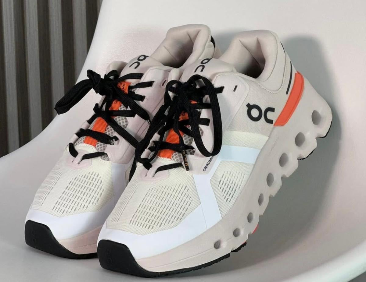ON CLOUD RUNNING