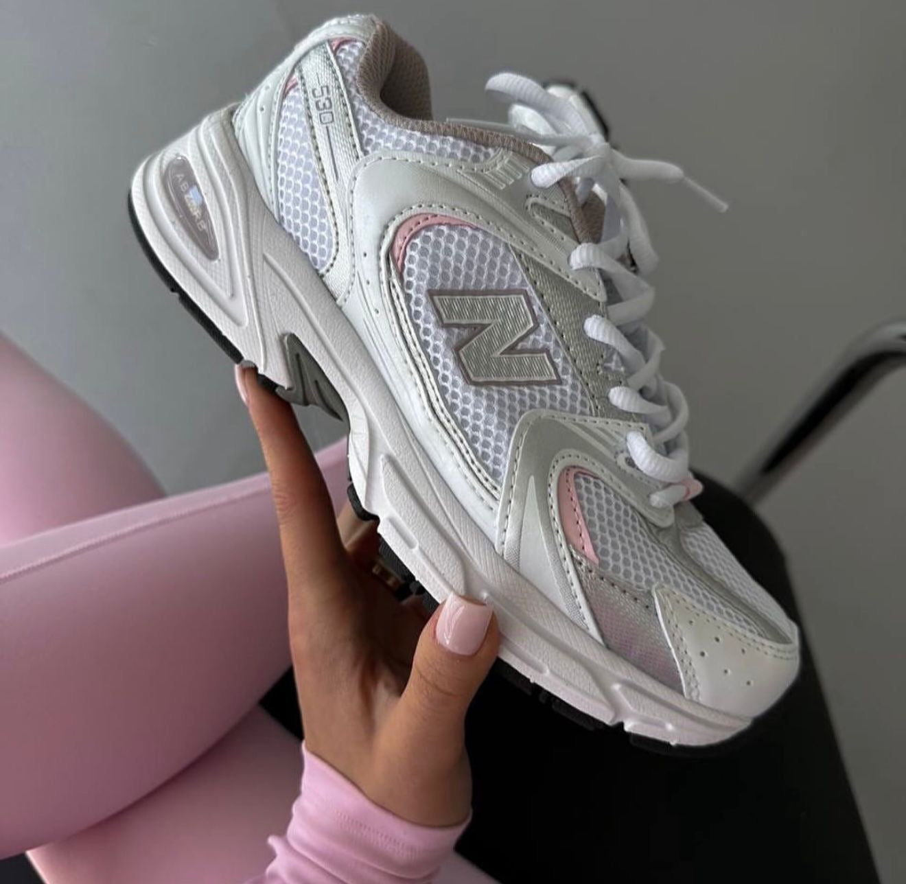 NEW BALANCE 530