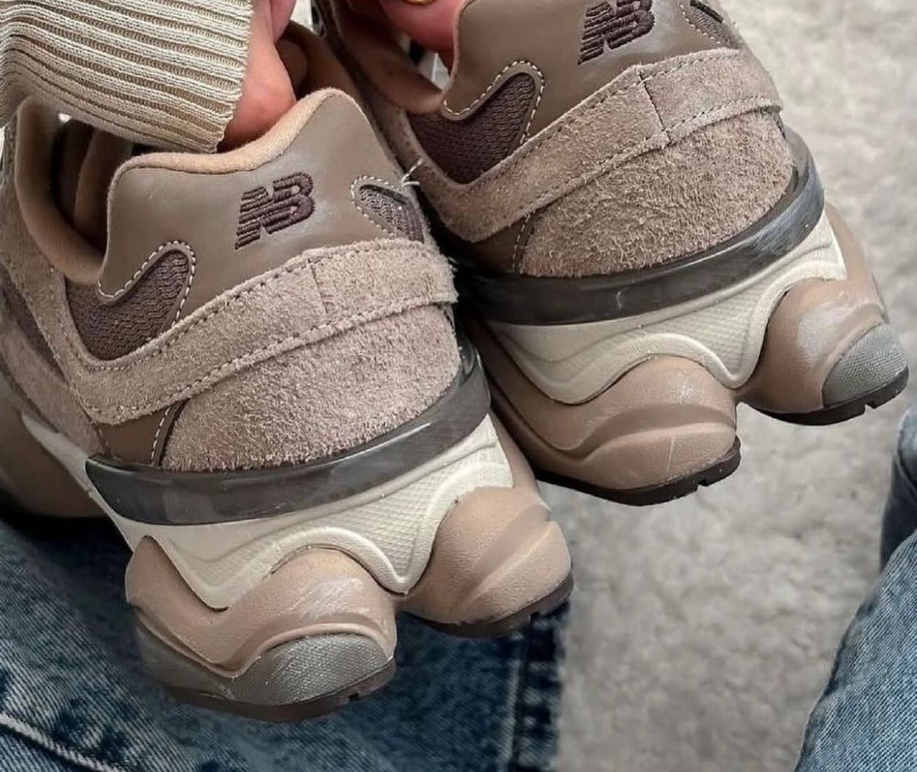 NEW BALANCE 9060