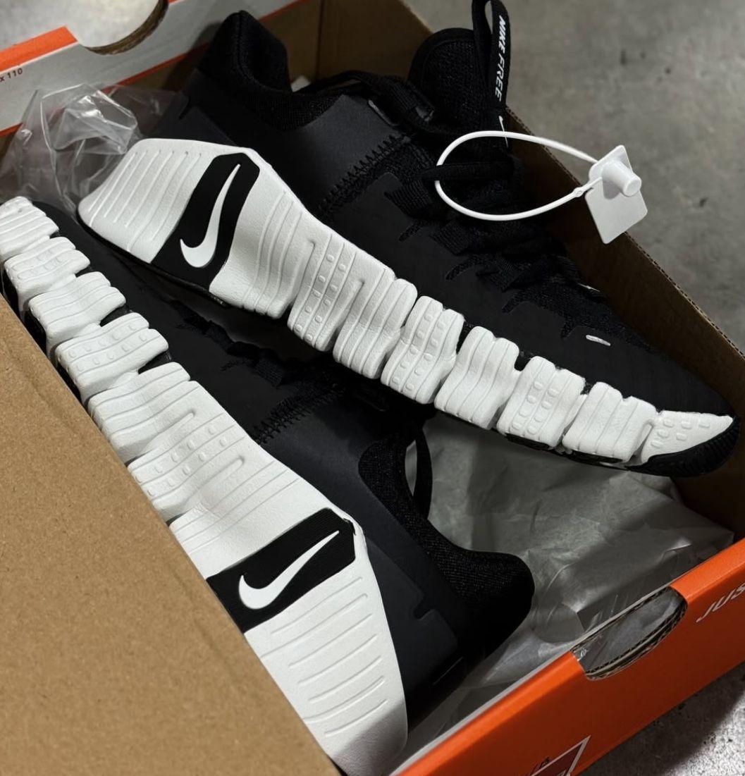 NIKE FREE METCON 6