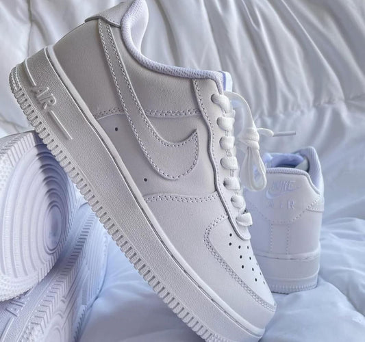 NIKE AIR FORCE1