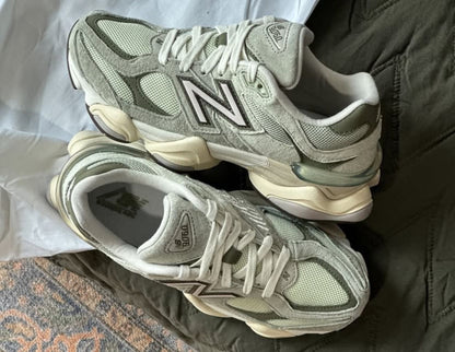 NEW BALANCE 9060
